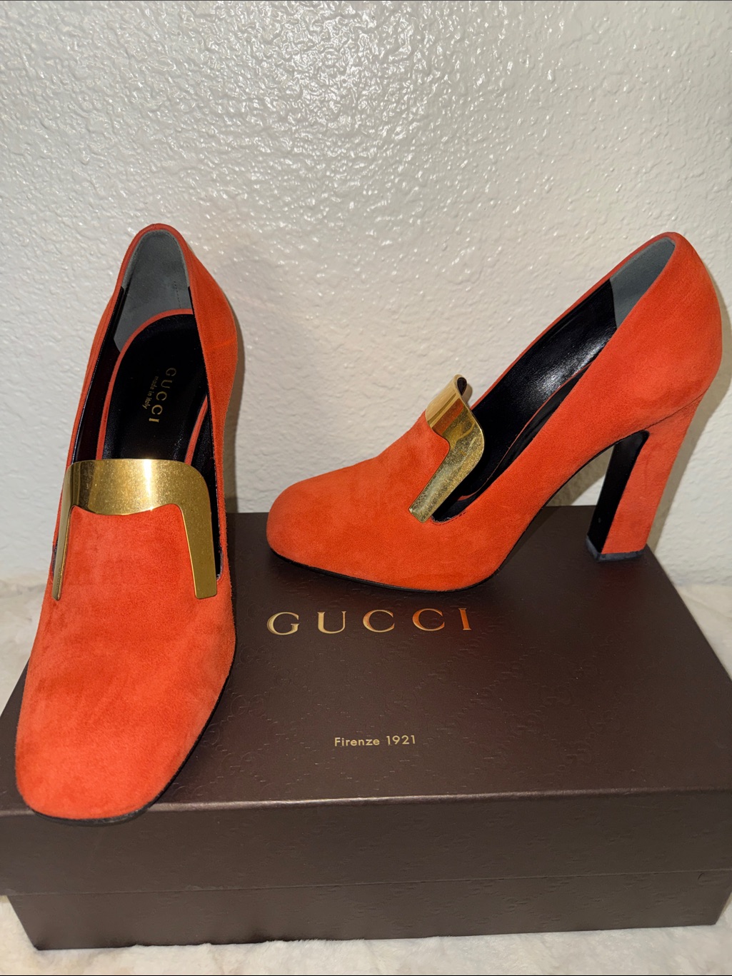 Gucci Suede Metal Plate Detail Block Heel Loafer Pumps 2014